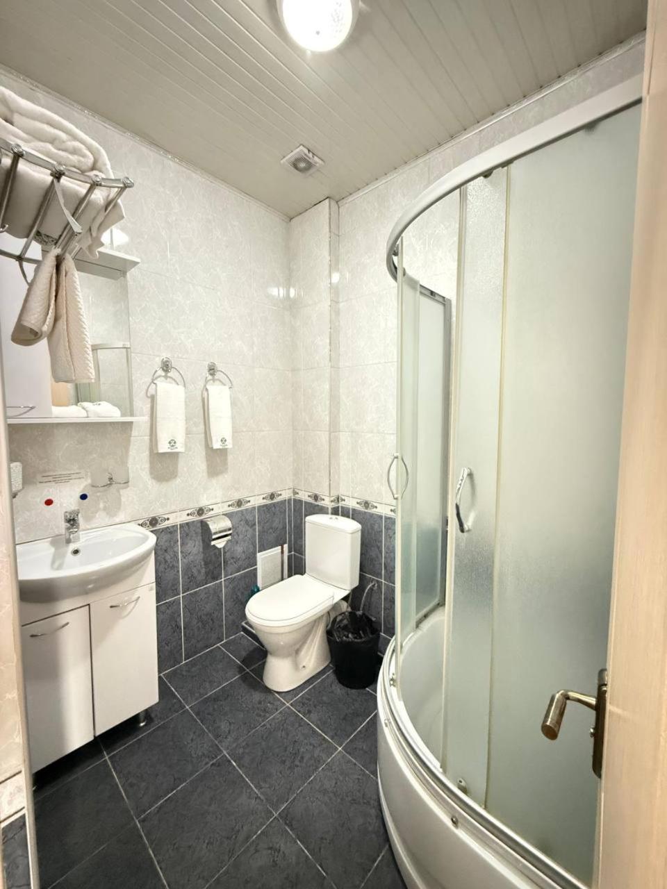 Hotel Sultan Jalal-Abad Pokój zdjęcie