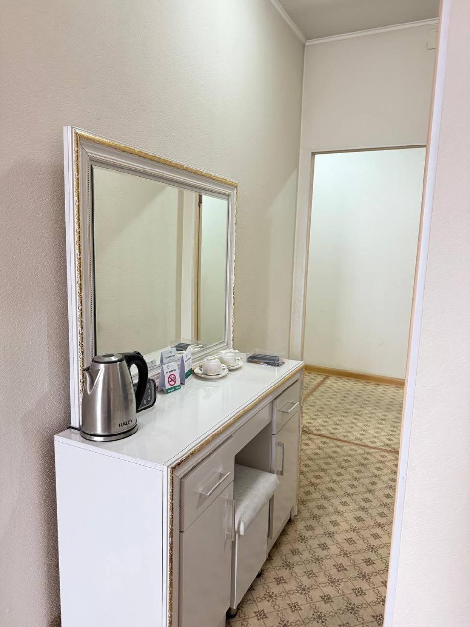 Hotel Sultan Jalal-Abad Zewnętrze zdjęcie